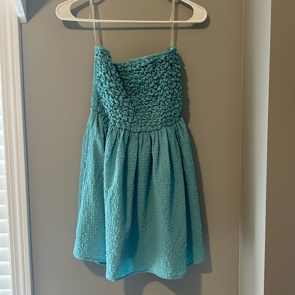 American Eagle Strapless Blue Popcorn Dress WITH POCKETS